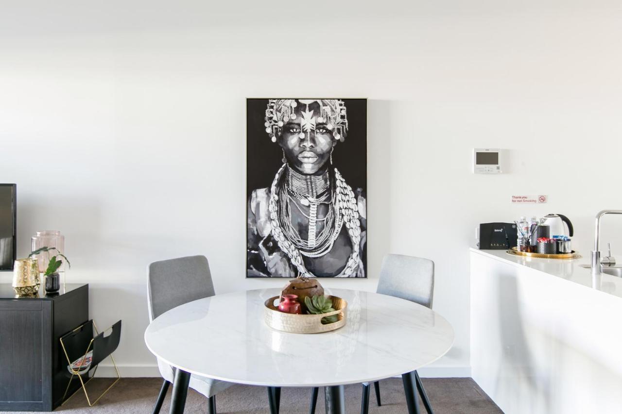 Lux 2Br Apt On Hindmarsh Sq-Pool-Gym-Sauna-Parking Adelajda Zewnętrze zdjęcie